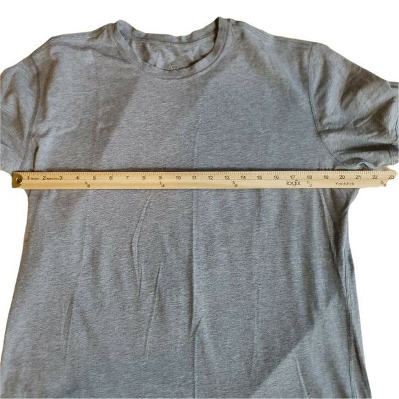 Lululemon T-Shirt Mens  P2P 20' Workout Gym Short Sleeve Gray Crew neck Soft - Picture 6 of 8